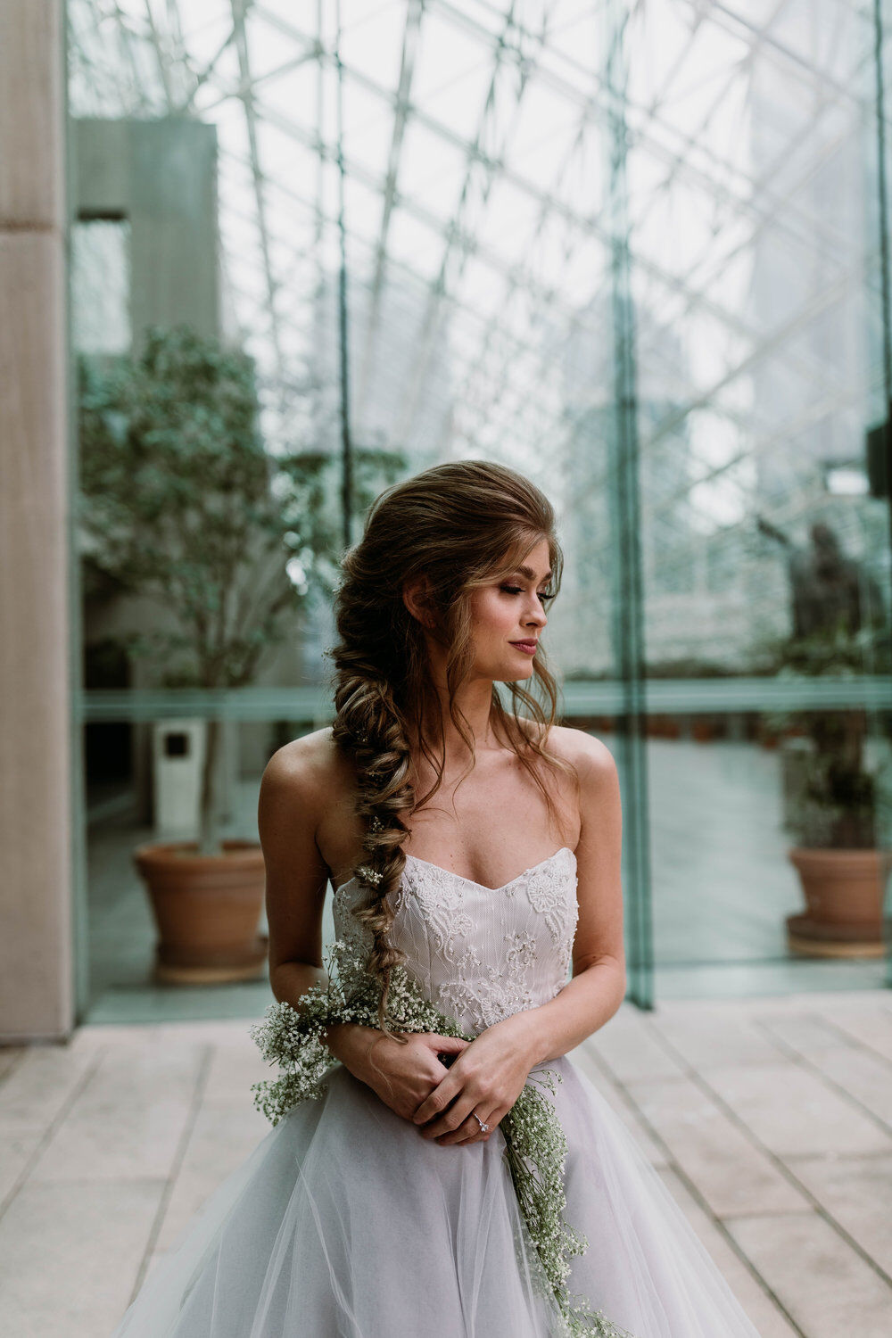 4.) Do the Trial Run - Your trial is approaching and it’s time to see your full bridal look. Make sure you’ve done your part and come prepared with everything you need for your trial. The stylist you’ve booked should have told you exactly what to expect (time, location, duration), what to prepare (cleaned up brows, exfoliated skin), and what to bring (hair accessory, hair extensions, favourite lip shade) When your there, don’t hold back. At the end of the day, your paying for this and you need to speak up for what you want. At the same time, you need to be realistic and remember makeup is just that, makeup, not photoshop. While you should be prepared with looks you like, don’t expect to look like the models in the photos. On another note, be upfront with your previous experiences working with a professional artist. What you didn’t like and why? Also be up front with your comfortability with makeup. True professionals will know how to make sure you not only look flawless, but that you also feel comfortable with the style they have done on you. After the trial check the makeup in different lighting, concentrating onthe lighting you will be in the majority of the wedding day. This is also a great opportunity to take photos to see how the makeup will look.